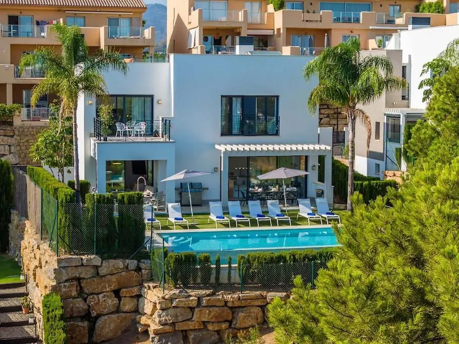 New Luxury 4Br Villa Pool, Bbq Estepona