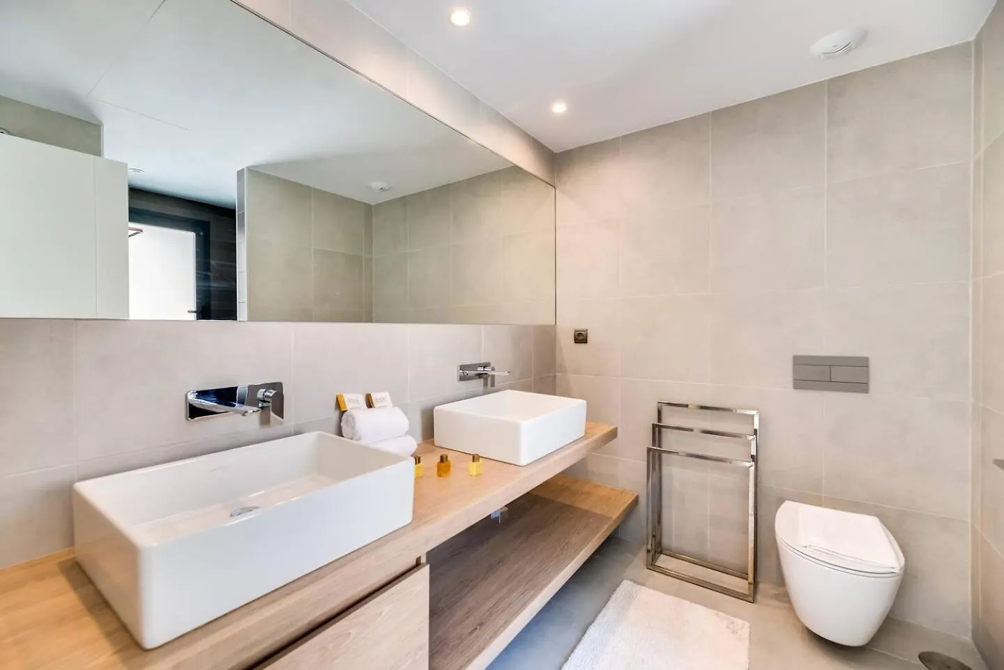 New Luxury 4Br Villa Pool, Bbq Estepona Spain
