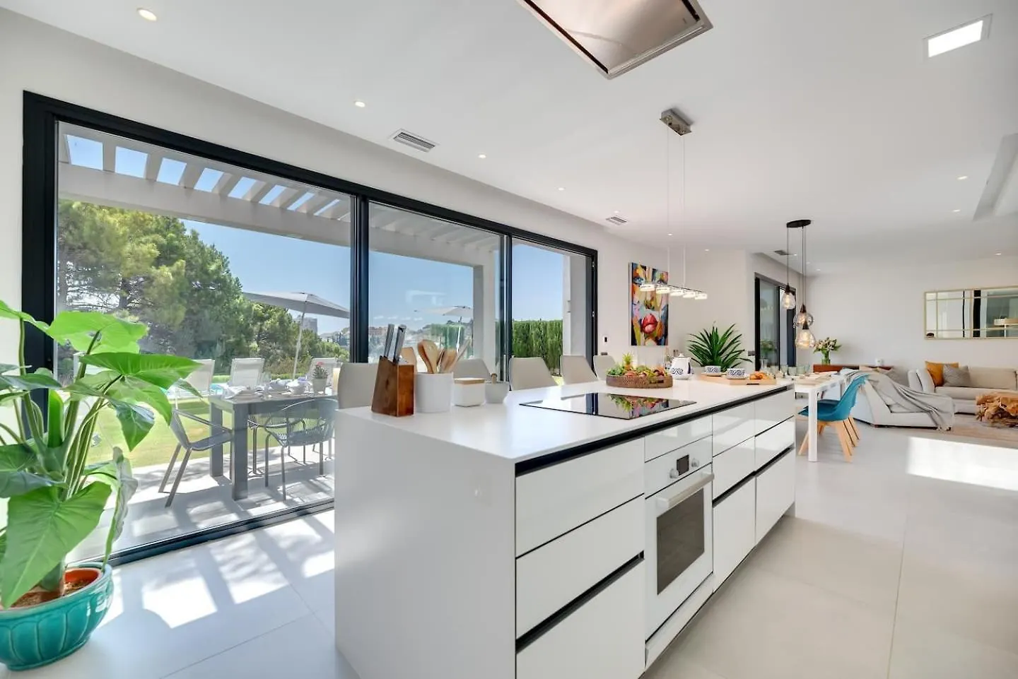 New Luxury 4Br Villa Pool, Bbq Estepona