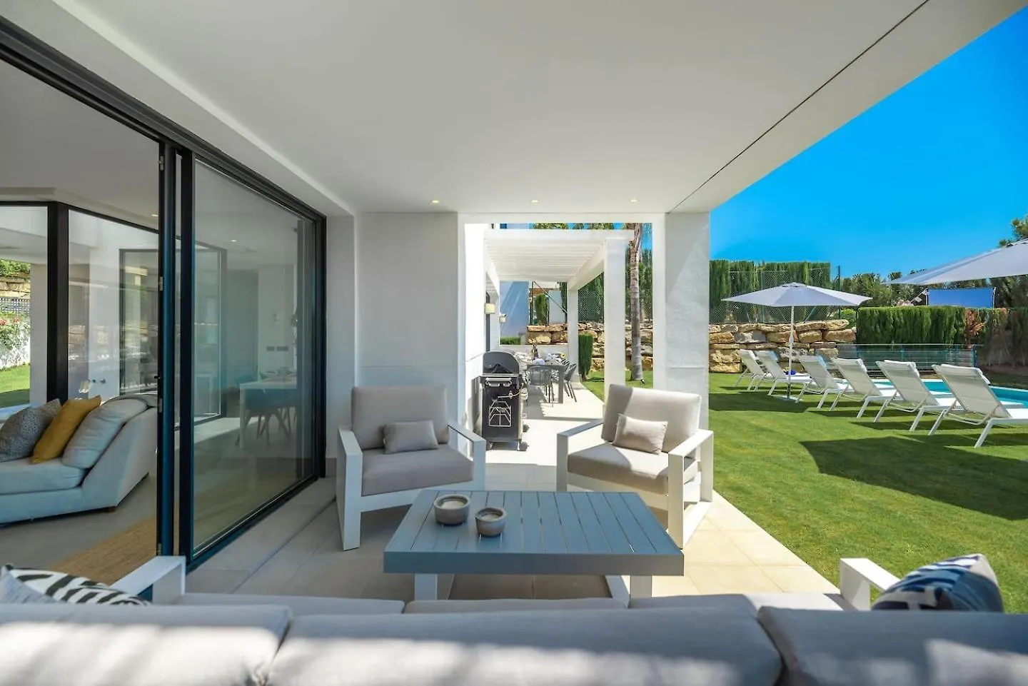 New Luxury 4Br Villa Pool, Bbq Estepona Spain
