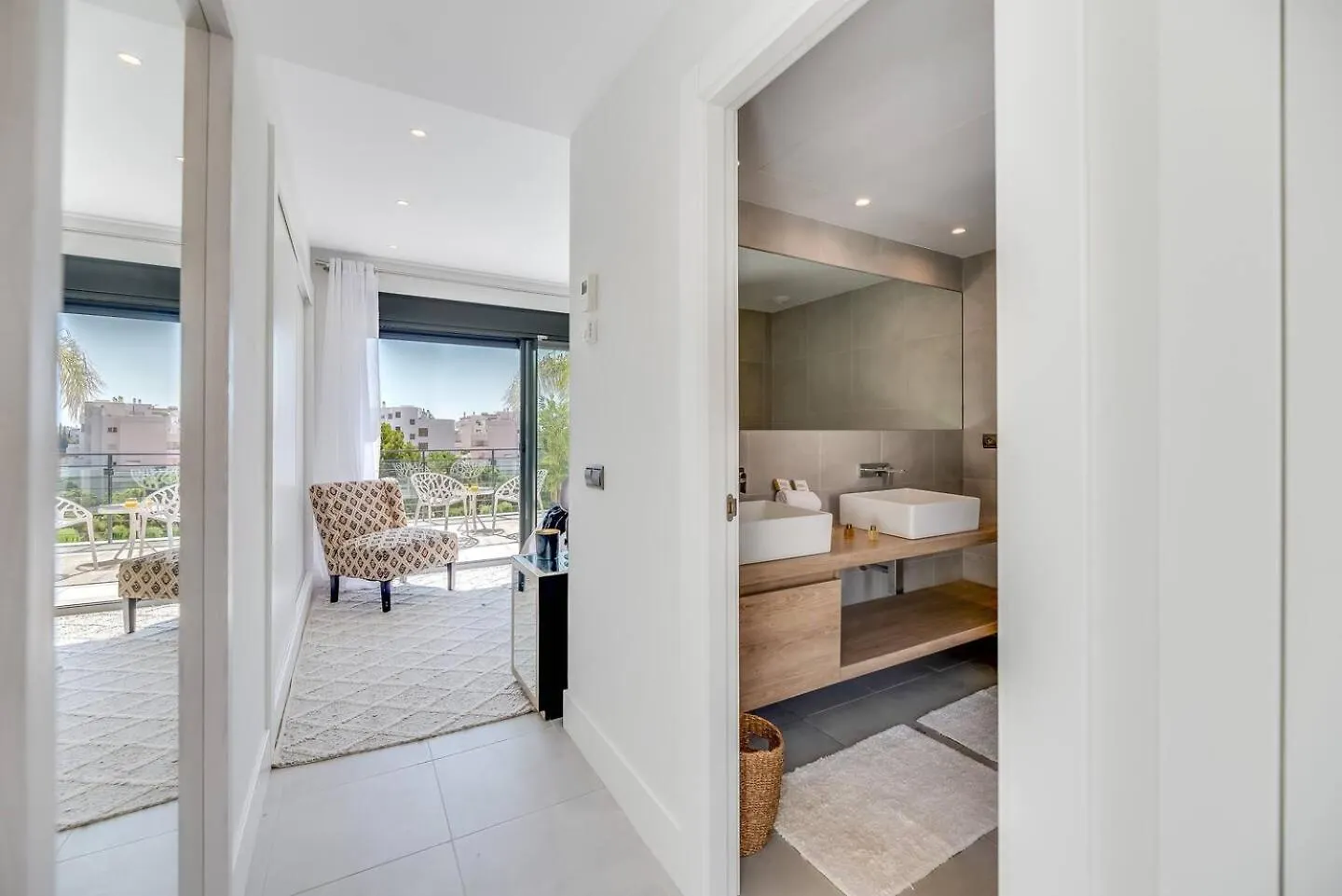 New Luxury 4Br Villa Pool, Bbq Estepona Spain
